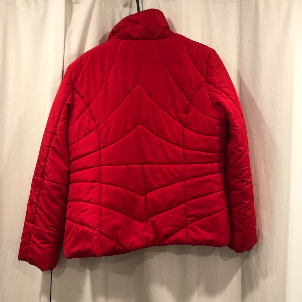 *SOLD* NWOT New York & Co Fitted Red Puffer Jacket - Picture 2 of 6